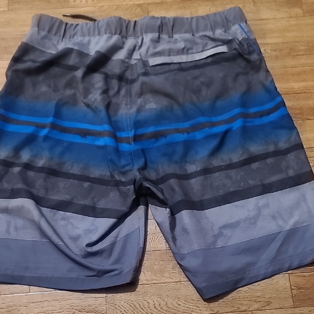 ZeroXposur Gray and Blue Board Shorts with Gradient Design (D2) - Picture 3 of 4